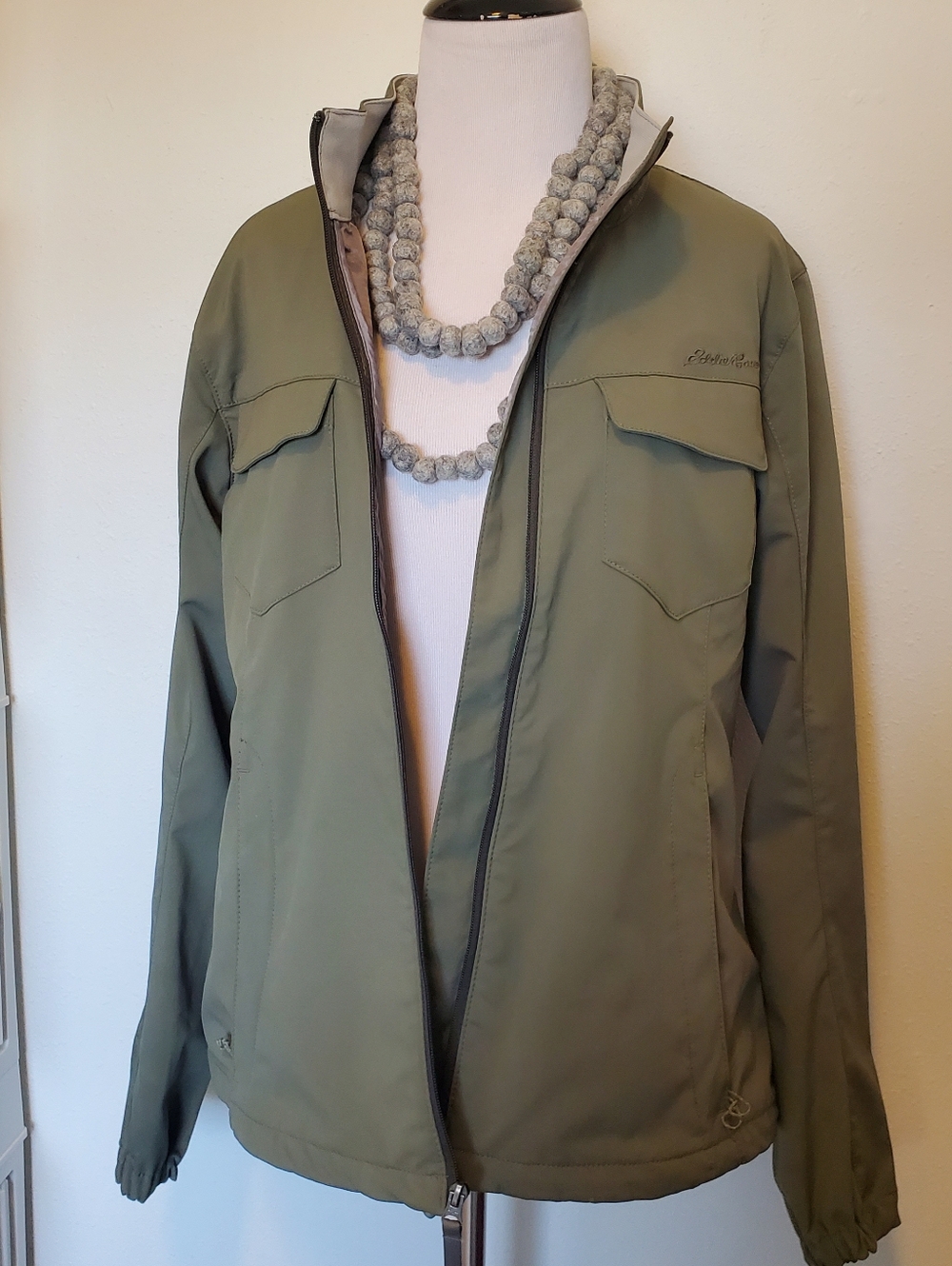 Eddie Bauer Women's Olive Green Lightweight Jacket